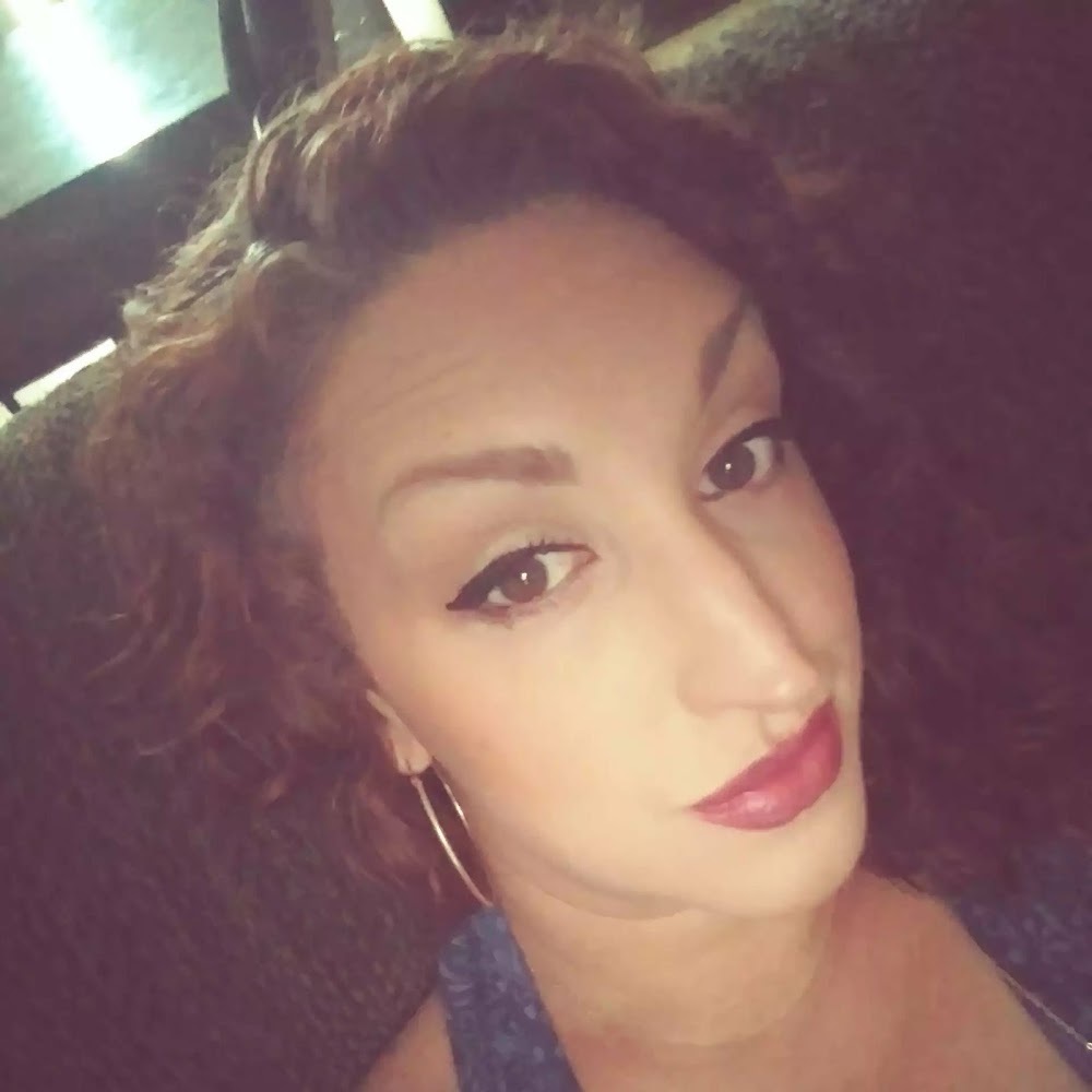 Meet your Posher, Mandy